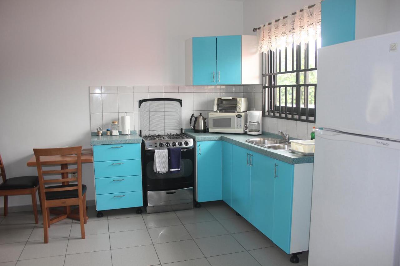 Rachel'S Apartments Парамарибо Номер фото